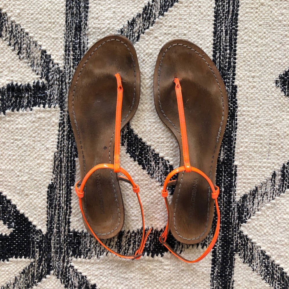 Dolce & Gabbana Flat Sandals